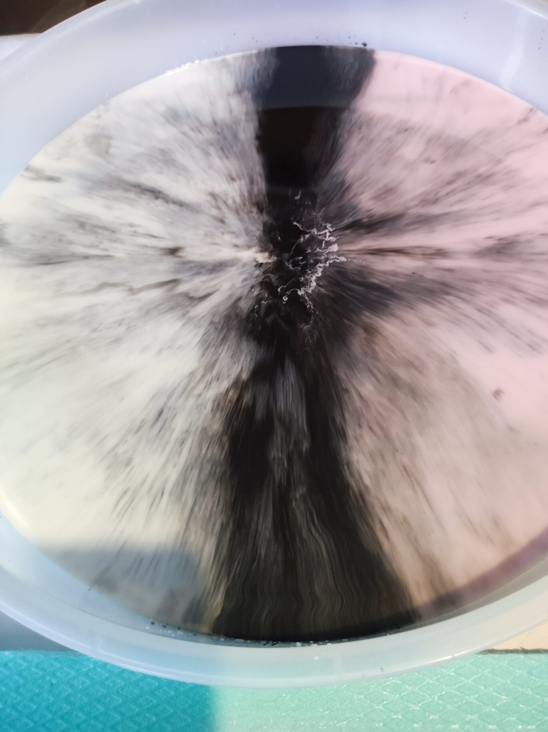 Finished marble-effect resin surface photographed in the workshop