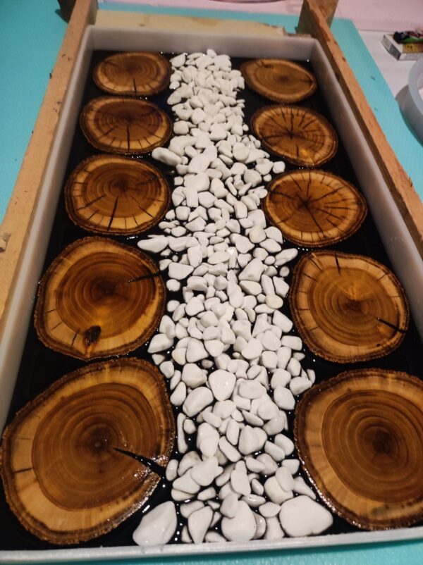 IMG_20260303_182848.jpg River Balance – Custom Wood, Stone & Epoxy River Table